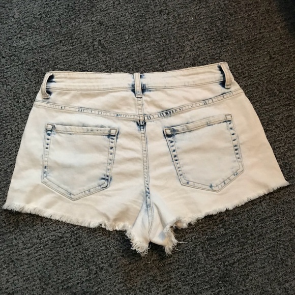 Forever 21 acid wash shorts - Picture 2 of 2